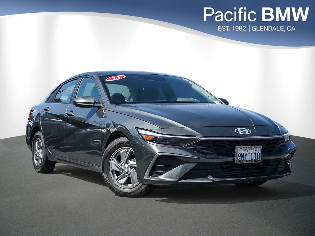 Used 2024 Hyundai Elantra SE FWD image 1