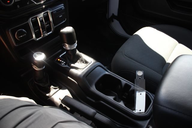 Used 2019 Jeep Wrangler Unlimited Sport S AWD/4WD image 9