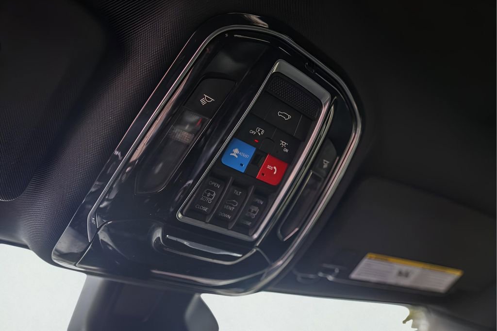 Used 2022 Jeep Grand Cherokee Overland image 24