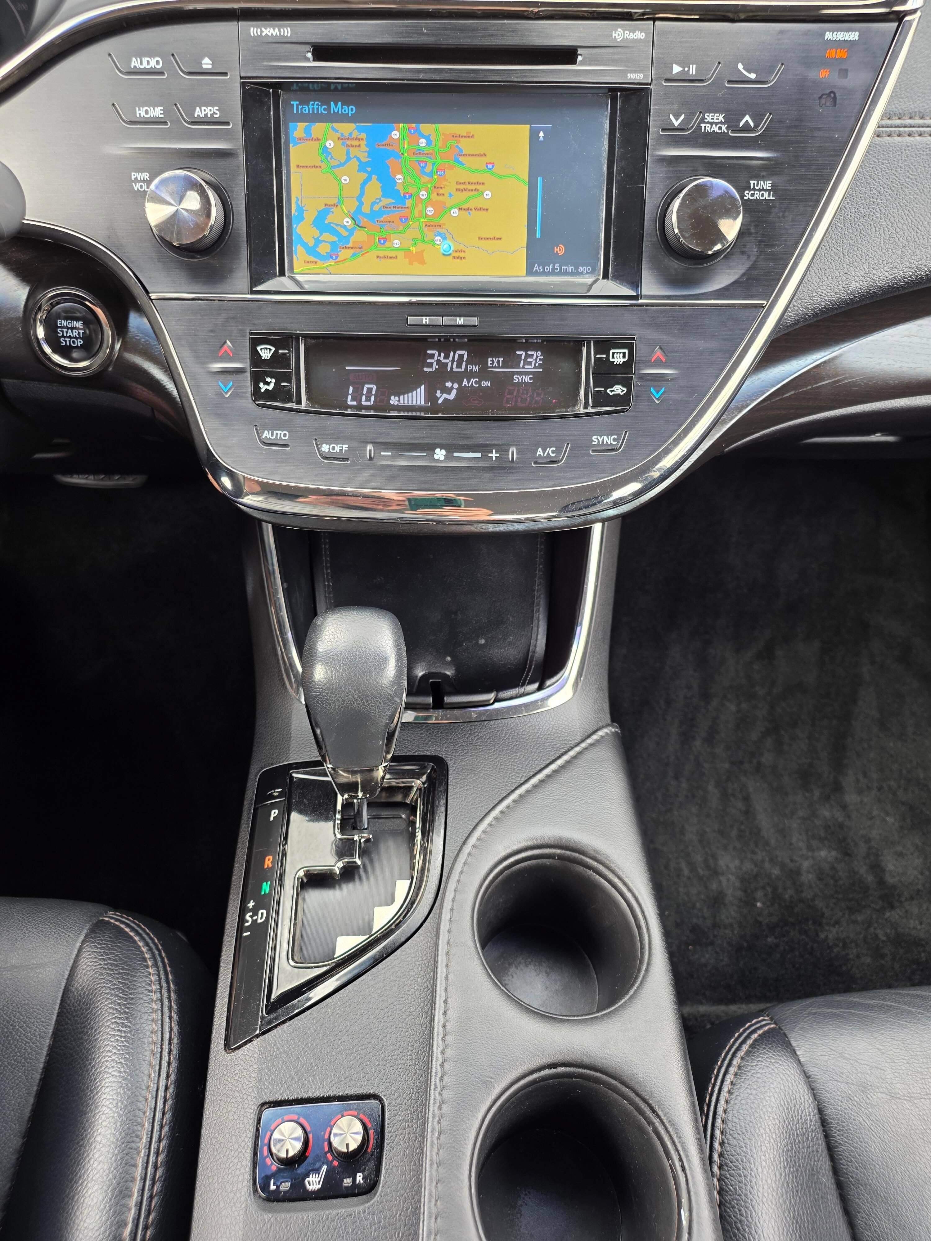Used 2018 Toyota Avalon XLE FWD image 17