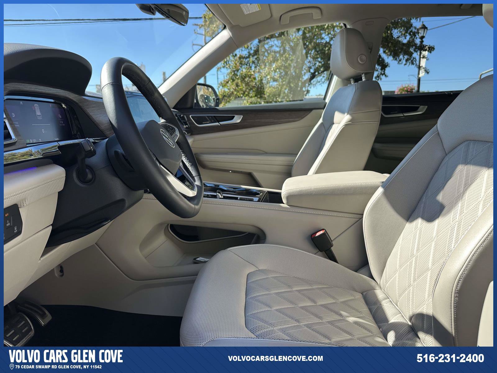 Used 2024 Volkswagen Atlas SEL Premium R-Line AWD/4WD image 15