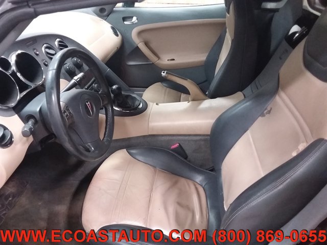 Used 2006 Pontiac Solstice Convertible w/ Premium Package RWD image 7
