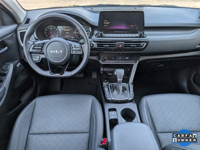 Used 2023 Kia Seltos SX w/ SX Sunroof Package image 11