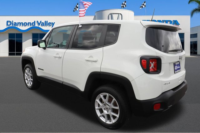 Used 2023 Jeep Renegade Latitude image 4