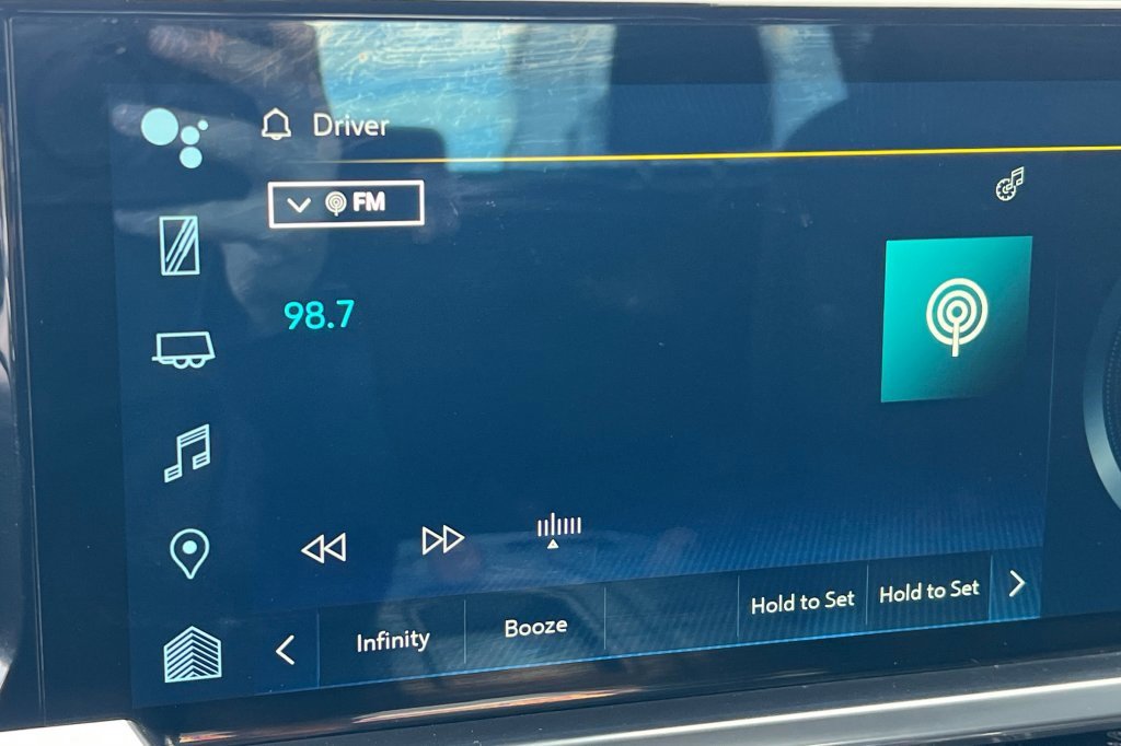 Used 2022 Chevrolet Silverado 1500 LT Trail Boss image 14