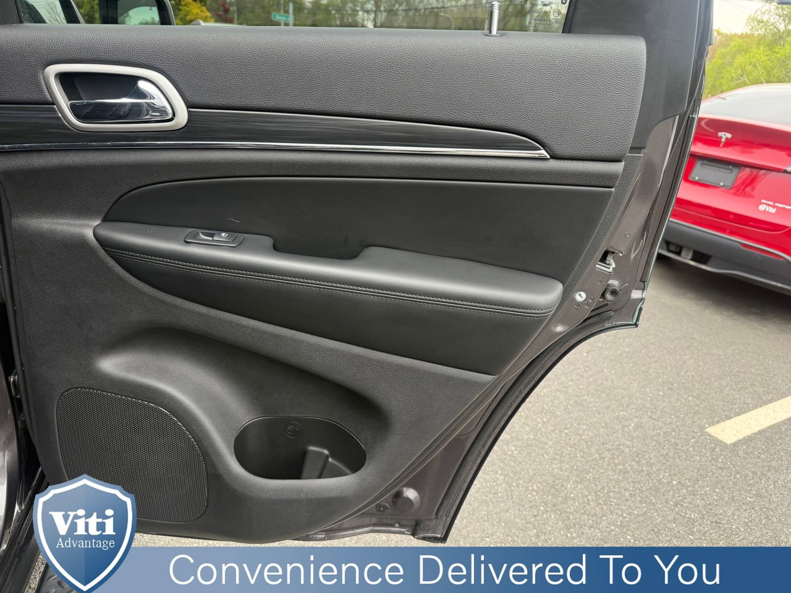 Used 2020 Jeep Grand Cherokee Limited AWD/4WD image 26