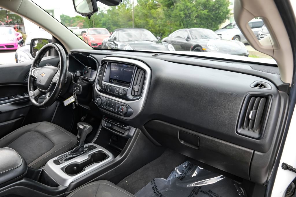Used 2019 Chevrolet Colorado LT w/ LT Convenience Package RWD image 10