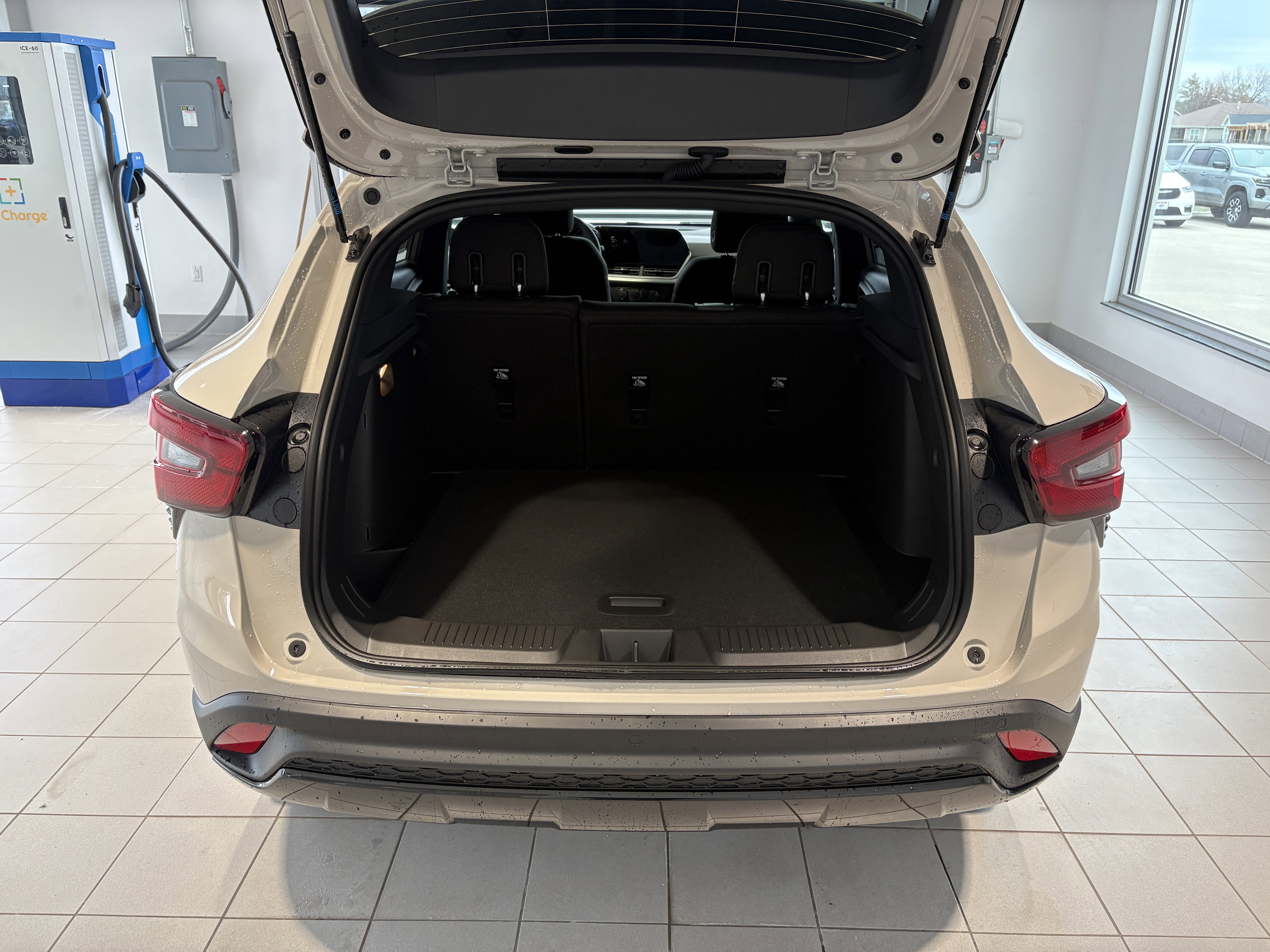 New 2026 Chevrolet Trax RS w/ Driver Confidence Package image 5