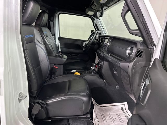 Used 2022 Jeep Wrangler Unlimited Rubicon 4xe w/ Cold Weather Group image 28