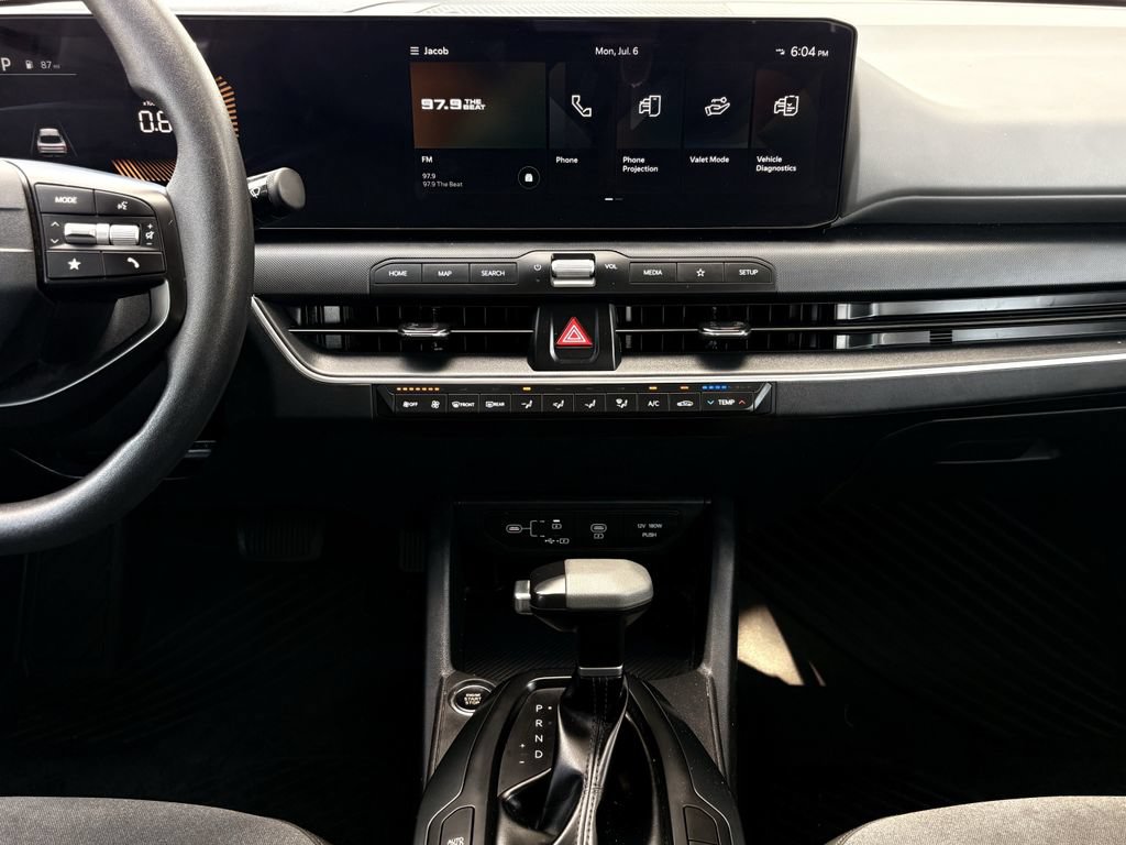 Used 2025 Kia K4 FWD image 17