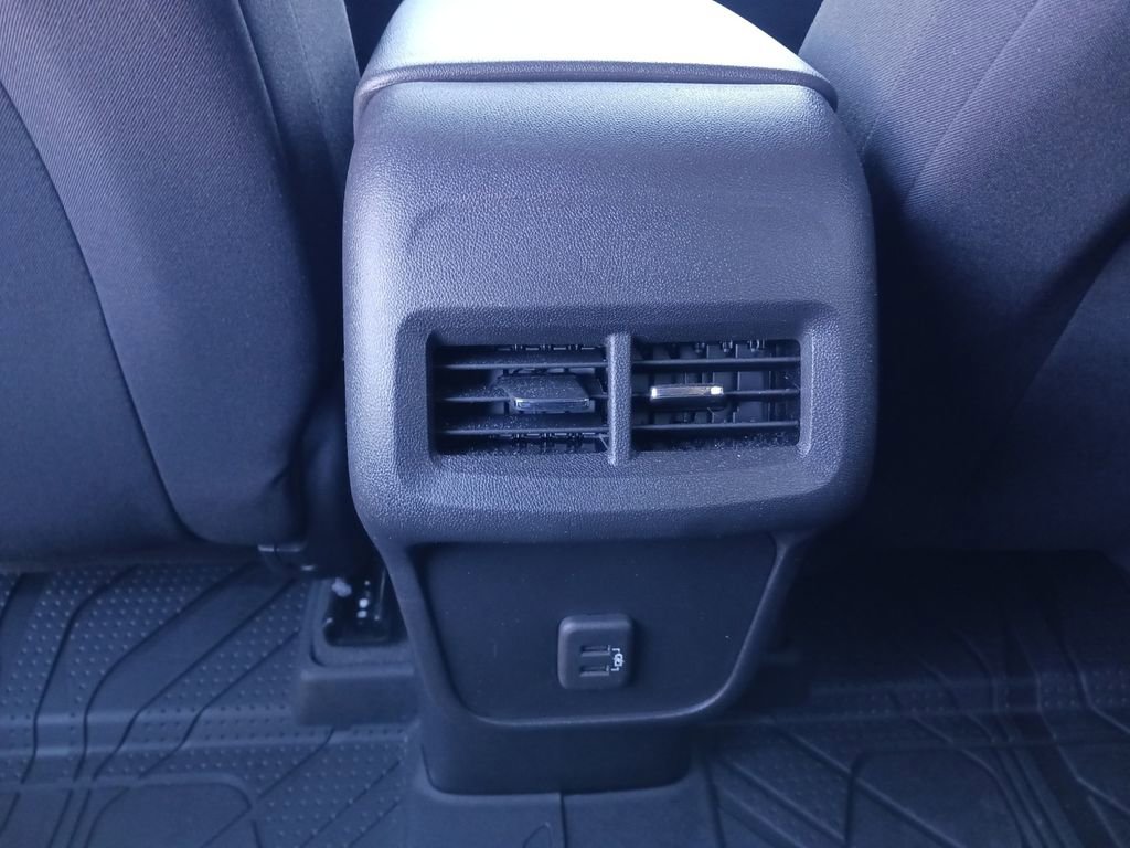 Used 2024 Chevrolet Equinox LT w/ LPO, Floor Liner Package image 22