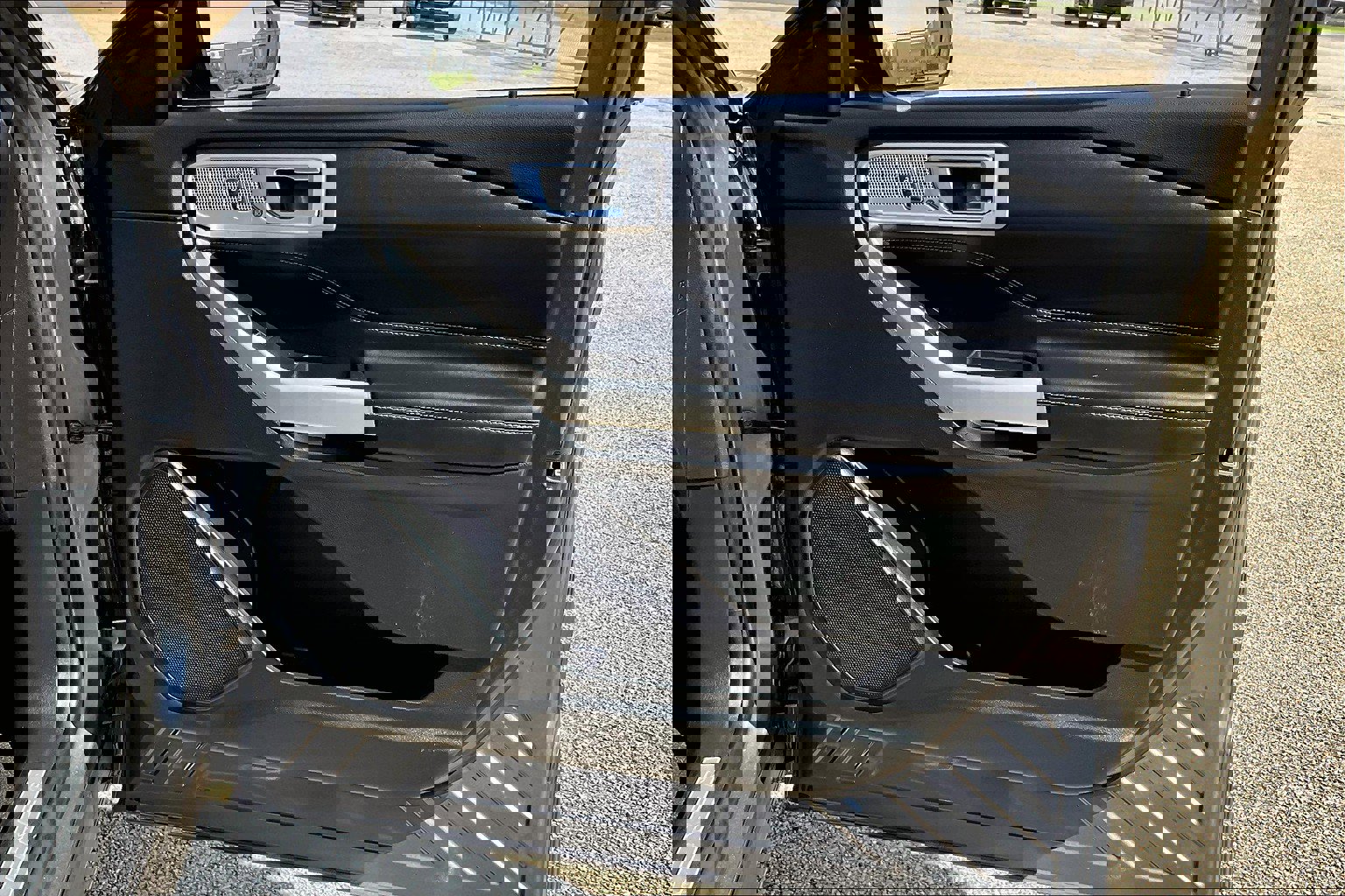 Used 2021 Ford Explorer Limited w/ Hybrid Equipment Group 310A image 26