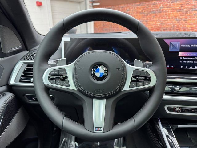 Used 2026 BMW X7 xDrive40i w/ M Sport Package AWD/4WD image 14