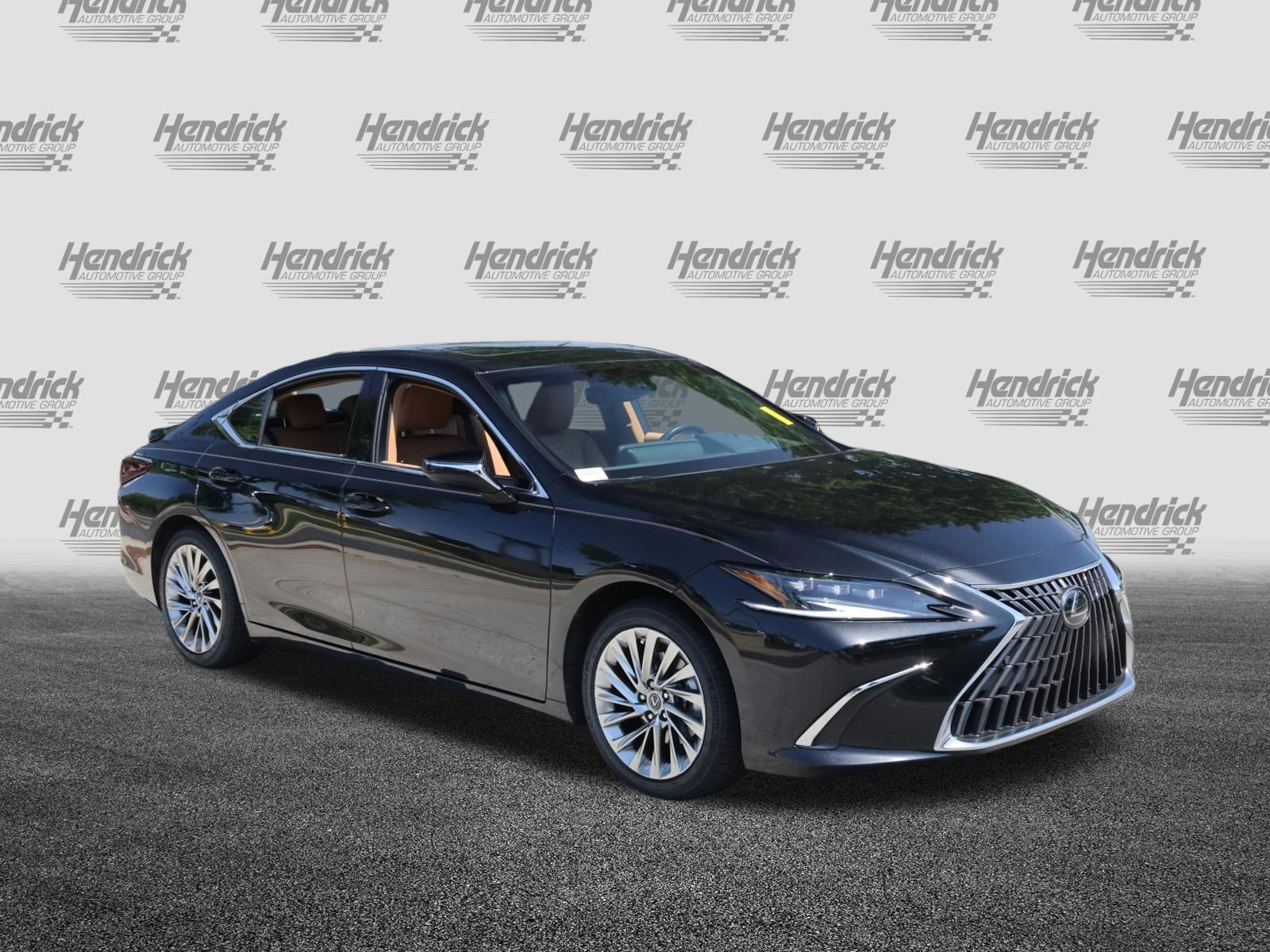 Certified 2023 Lexus ES 300h w/ Accessory Package (Z2) FWD image 2