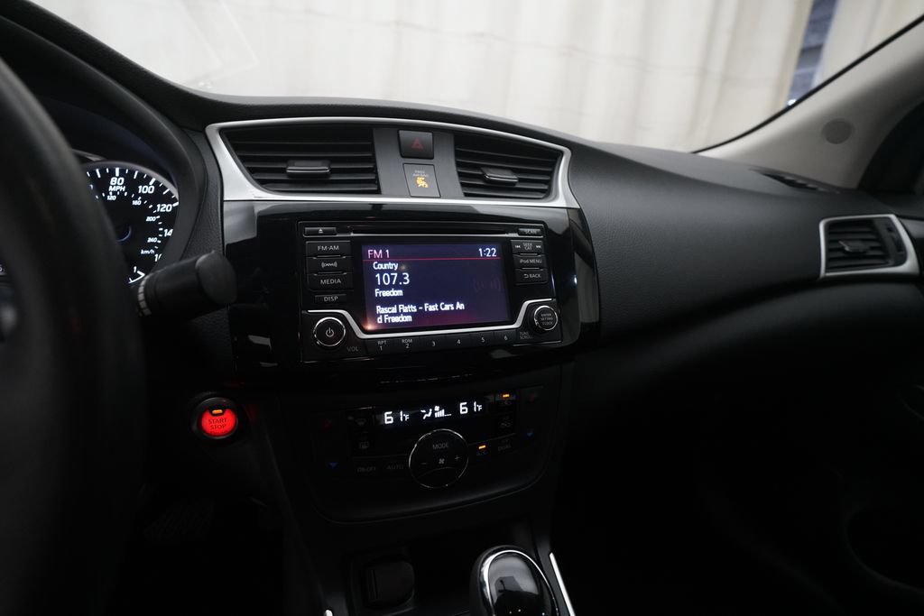 Used 2018 Nissan Sentra SV FWD image 6