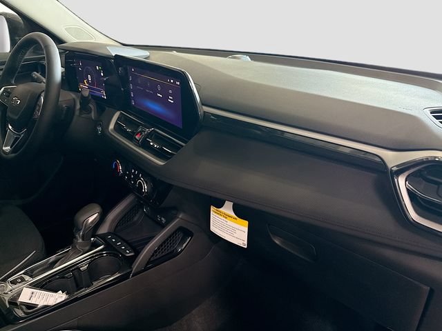 New 2026 Chevrolet TrailBlazer LT w/ Midnight Edition AWD/4WD image 28