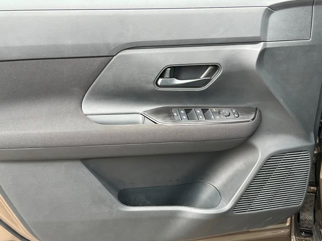 New 2026 Nissan Kicks S image 11