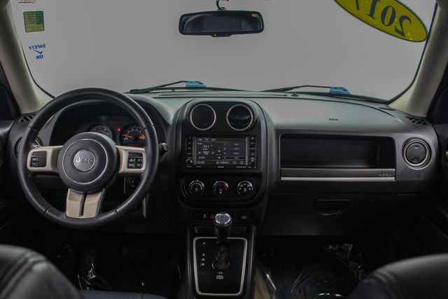 Used 2017 Jeep Patriot 75th Anniversary w/ Power Value Group AWD/4WD image 25