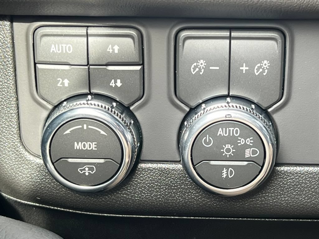 New 2026 GMC Yukon XL Denali w/ Denali Reserve Package AWD/4WD image 20