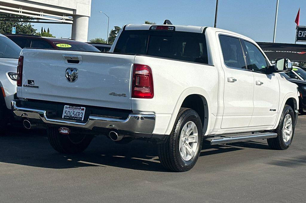 Used 2022 RAM 1500 Laramie AWD/4WD image 4