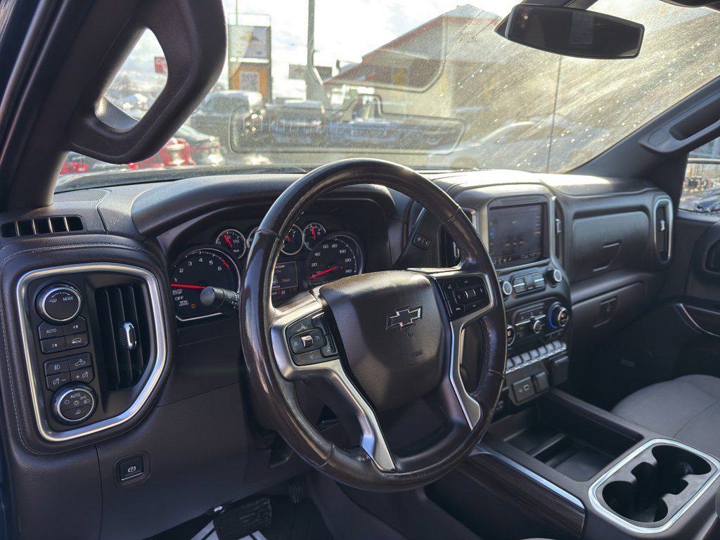 Used 2020 Chevrolet Silverado 1500 RST w/ All-Star Edition AWD/4WD image 10