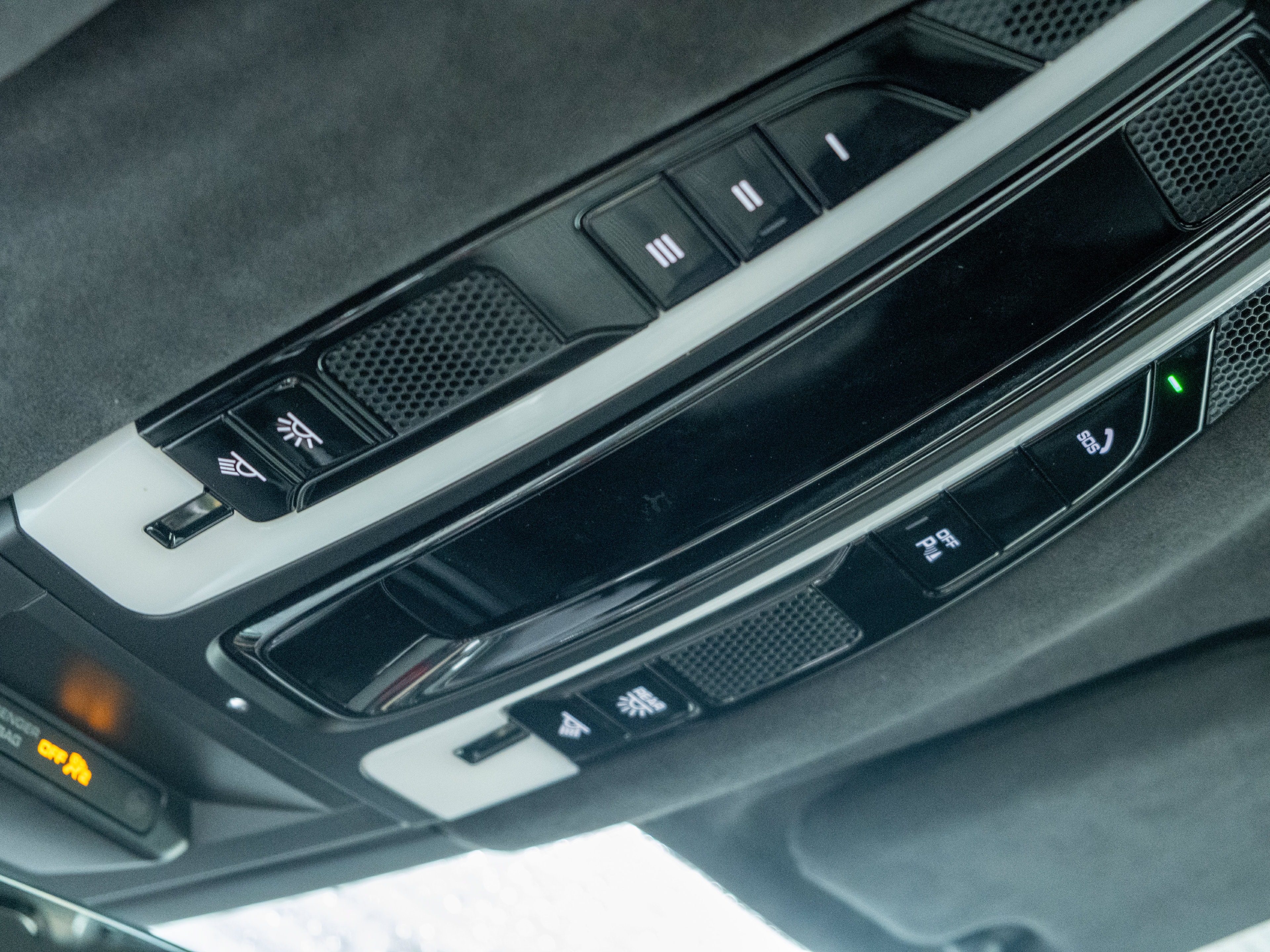 Certified 2022 Porsche Cayenne S AWD/4WD image 35