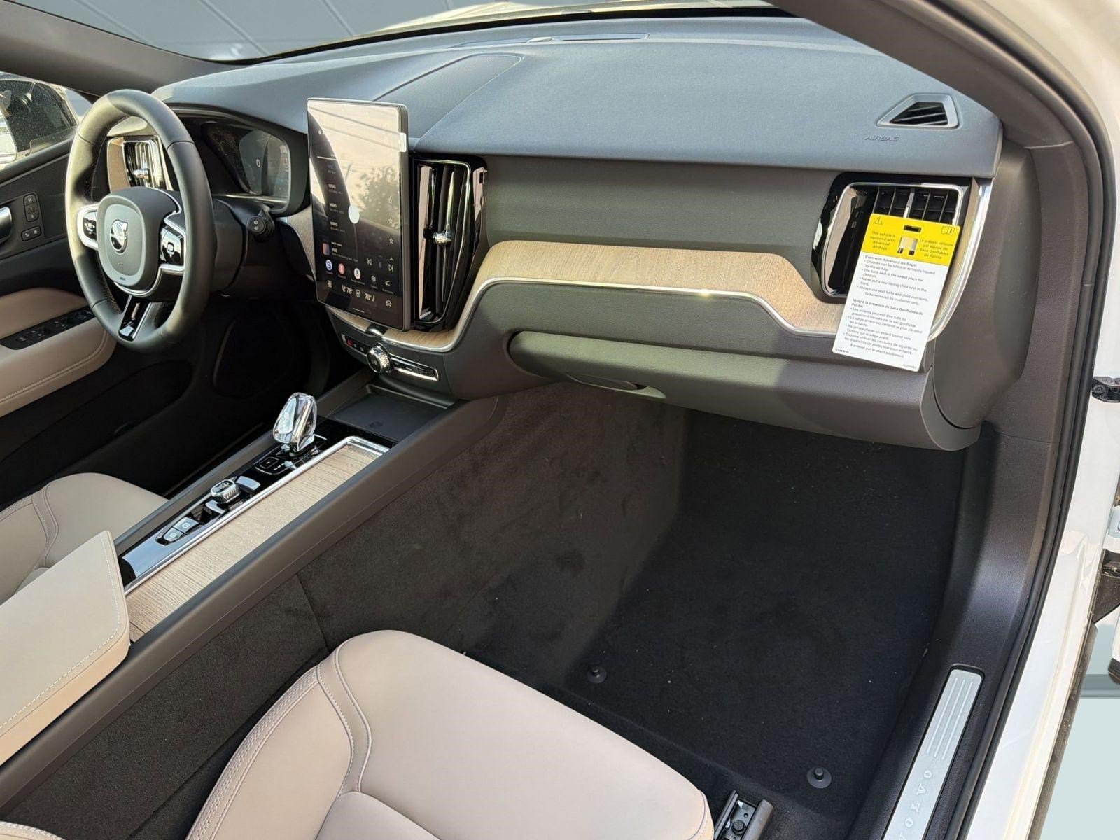 New 2026 Volvo XC60 T8 Plus w/ Climate Package AWD/4WD image 29