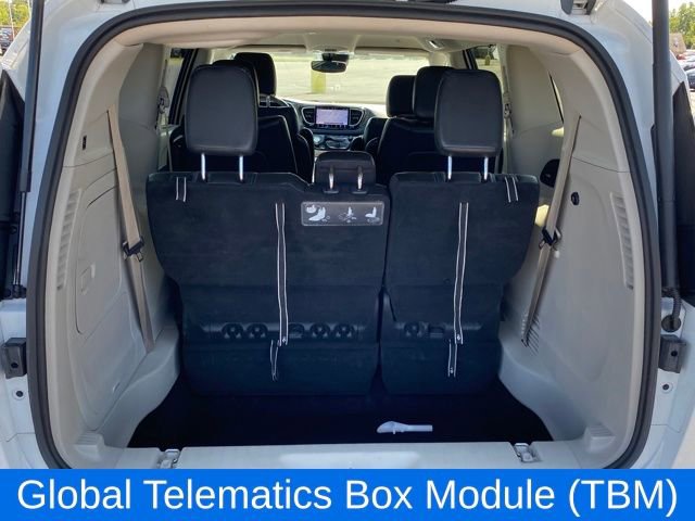 Used 2021 Chrysler Pacifica Touring-L image 21