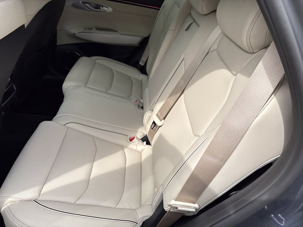 New 2027 Genesis GV70 2.5T Advanced AWD/4WD image 9