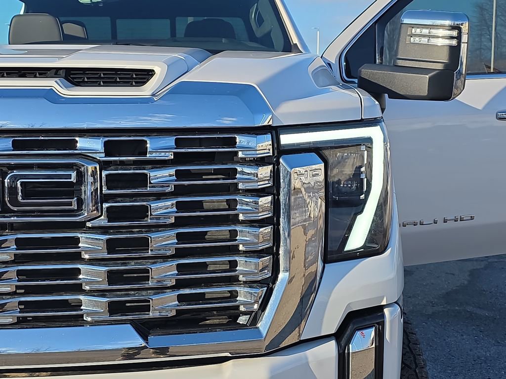 Used 2024 GMC Sierra 2500 Denali w/ Denali Reserve Package image 31