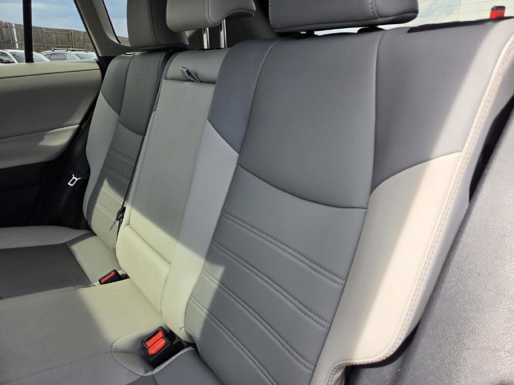 Used 2021 Toyota RAV4 XLE Premium FWD image 16