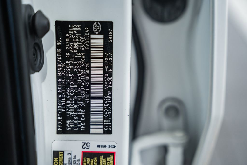 Used 2018 Toyota Camry SE w/ Moonroof Package image 37