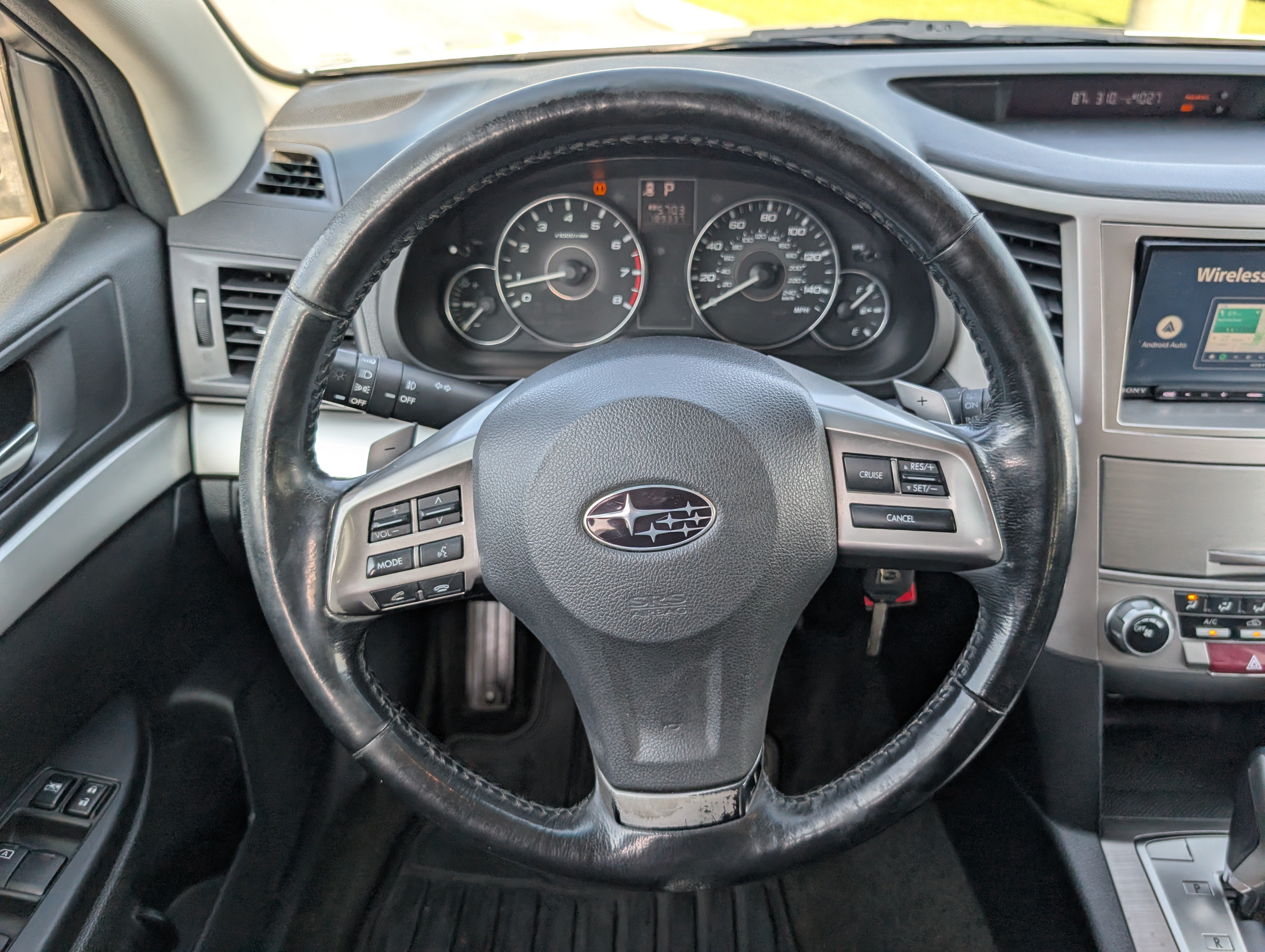 Used 2012 Subaru Outback 2.5i Premium w/ All-Weather Pkg AWD/4WD image 15