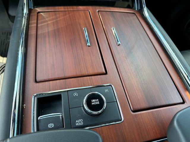 Used 2022 Lincoln Navigator Reserve w/ Equipment Group 201A AWD/4WD image 25