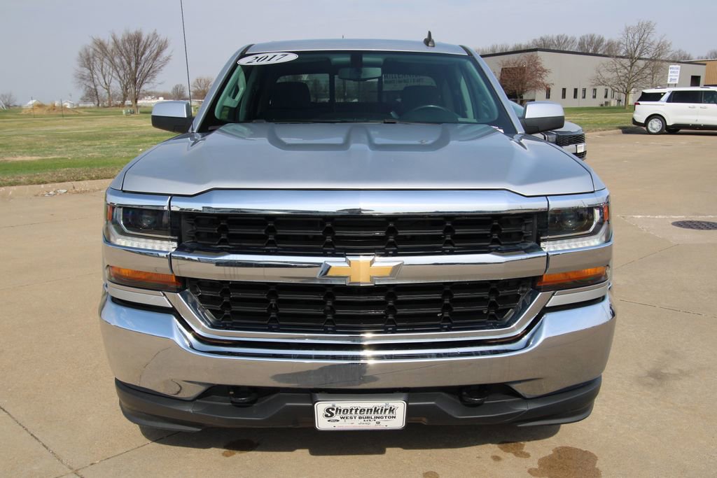 Used 2017 Chevrolet Silverado 1500 LT w/ LT Fleet Plus Package image 2