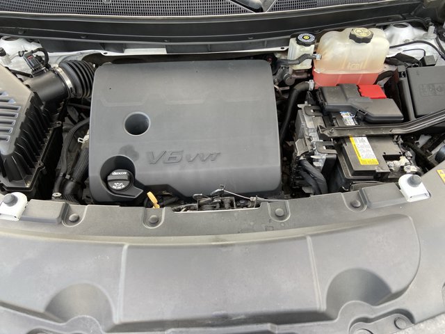Used 2021 Chevrolet Traverse LT FWD image 27