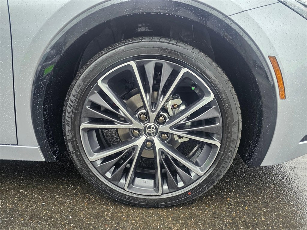 New 2026 Toyota Prius XLE image 9