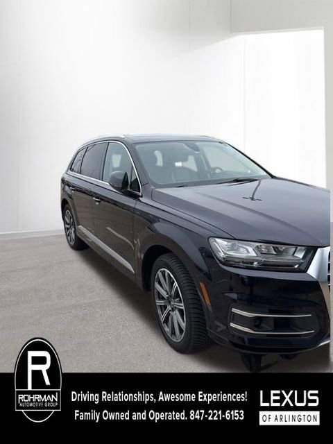 Used 2017 Audi Q7 3.0T Prestige image 2