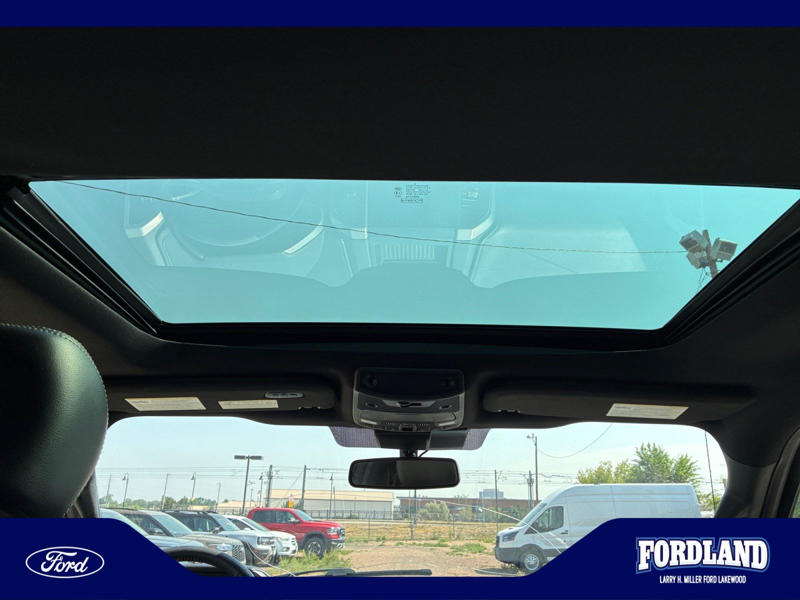 Used 2018 Ford F150 Lariat w/ Equipment Group 502A Luxury AWD/4WD image 33