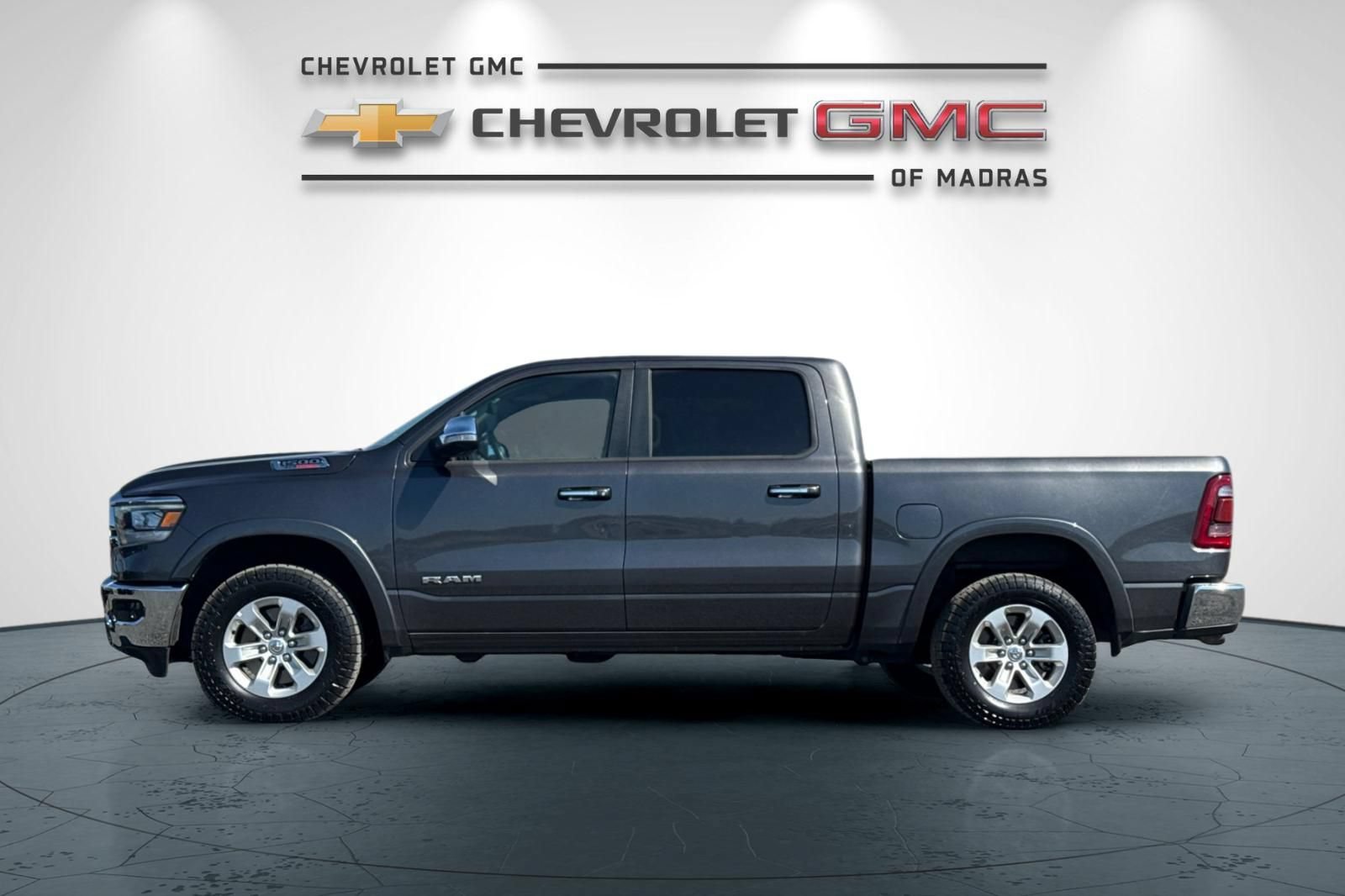 Used 2022 RAM 1500 Laramie AWD/4WD image 6