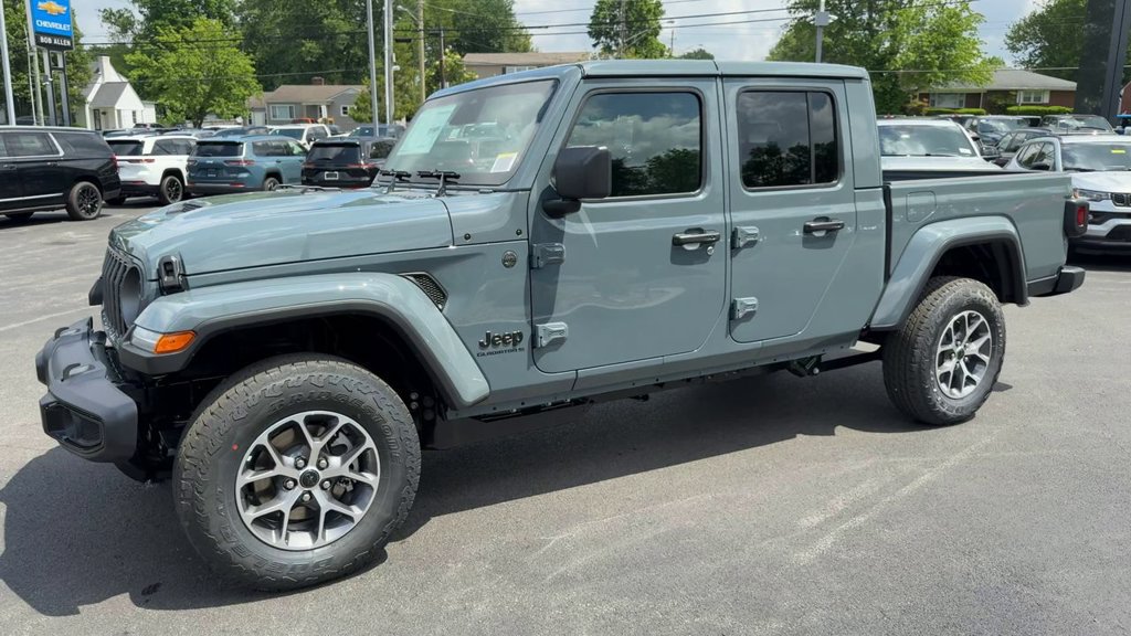 New 2026 Jeep Gladiator Sport AWD/4WD image 3