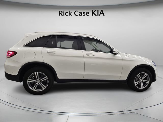 Used 2022 Mercedes-Benz GLC 300 image 4