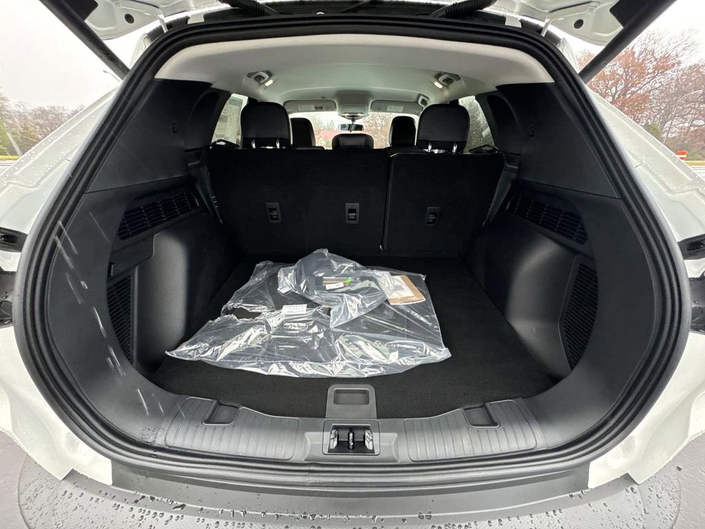 New 2026 Ford Escape SE image 23