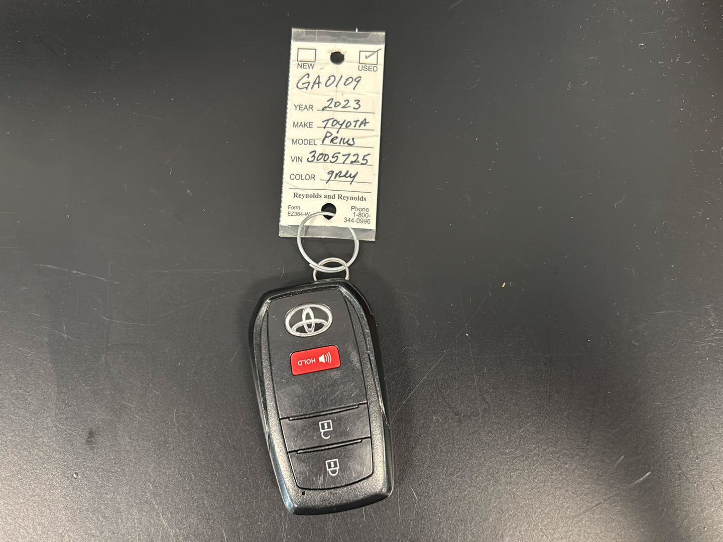 Used 2023 Toyota Prius LE AWD/4WD image 25