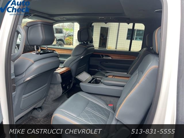 Used 2024 Jeep Grand Wagoneer L Series III image 7