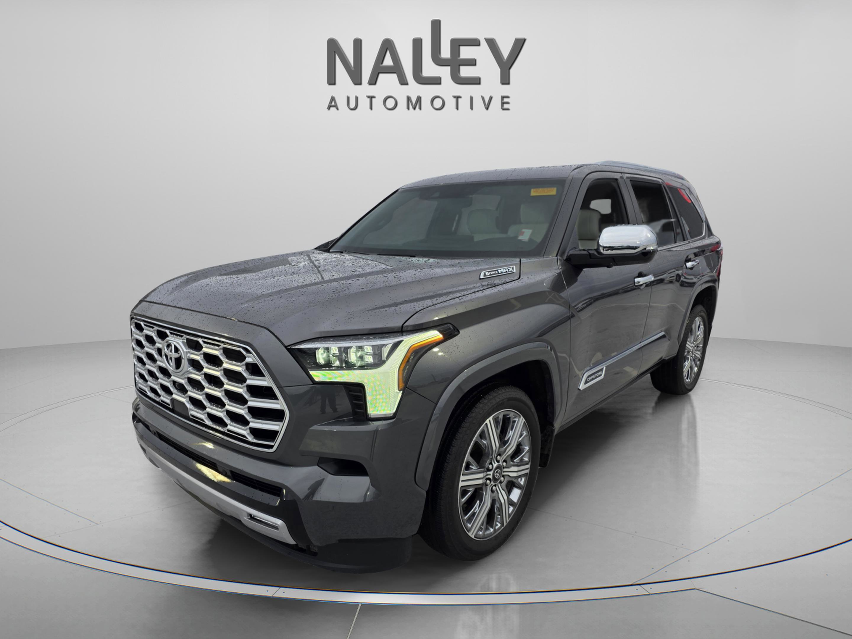 Used 2025 Toyota Sequoia Capstone image 1