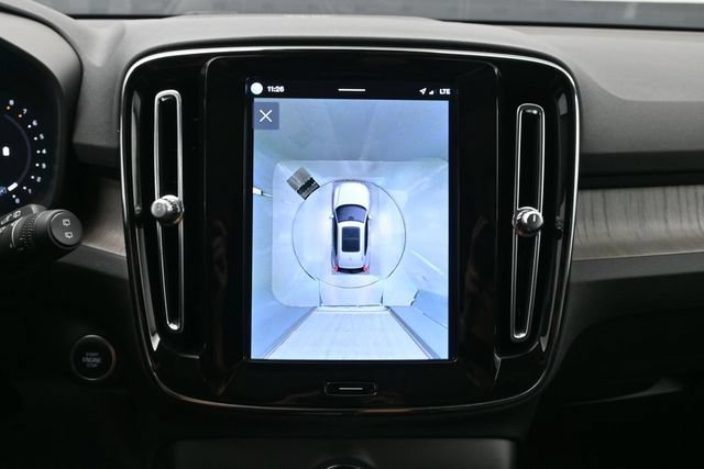 Used 2023 Volvo XC40 B5 Ultimate w/ Protection Package Premier AWD/4WD image 21