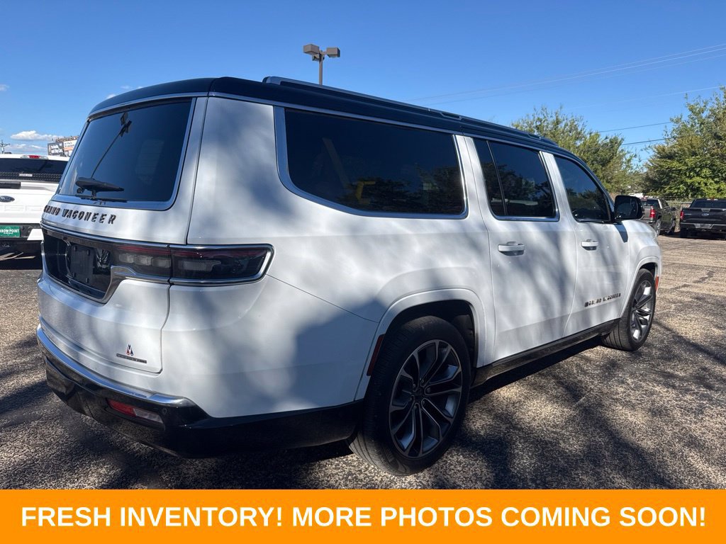 Used 2024 Jeep Grand Wagoneer L Series III AWD/4WD image 2
