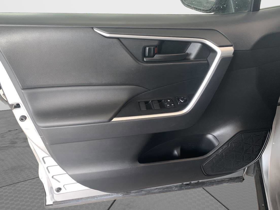 Used 2023 Toyota RAV4 LE image 11