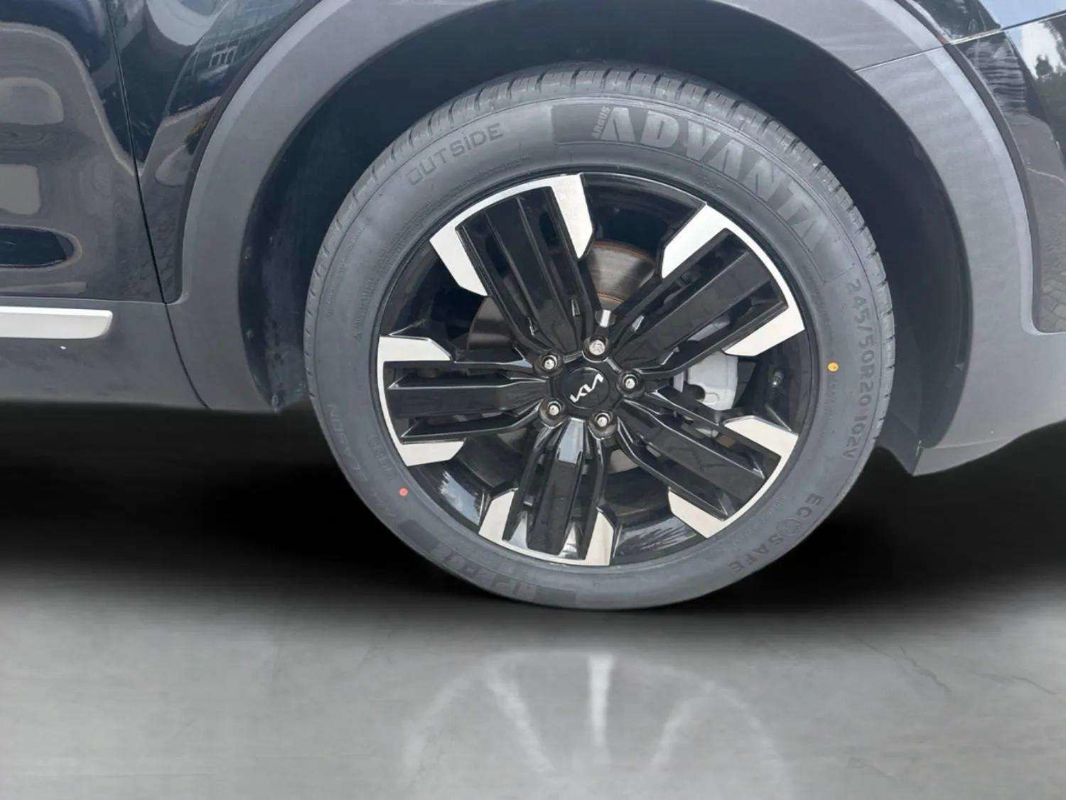 Used 2024 Kia Telluride SX Prestige AWD/4WD image 40